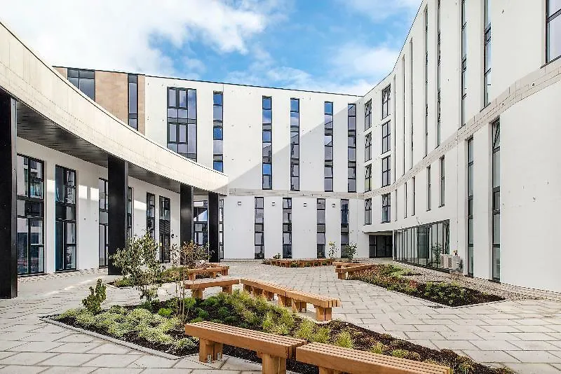Destiny Student - Holyrood-1